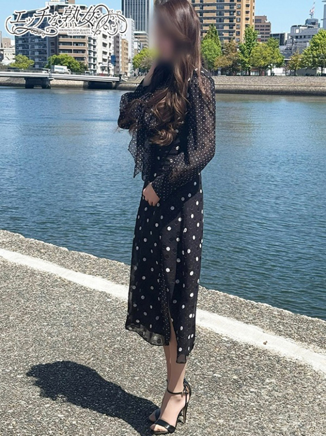 新人 杏(あん)（エッチな熟女）