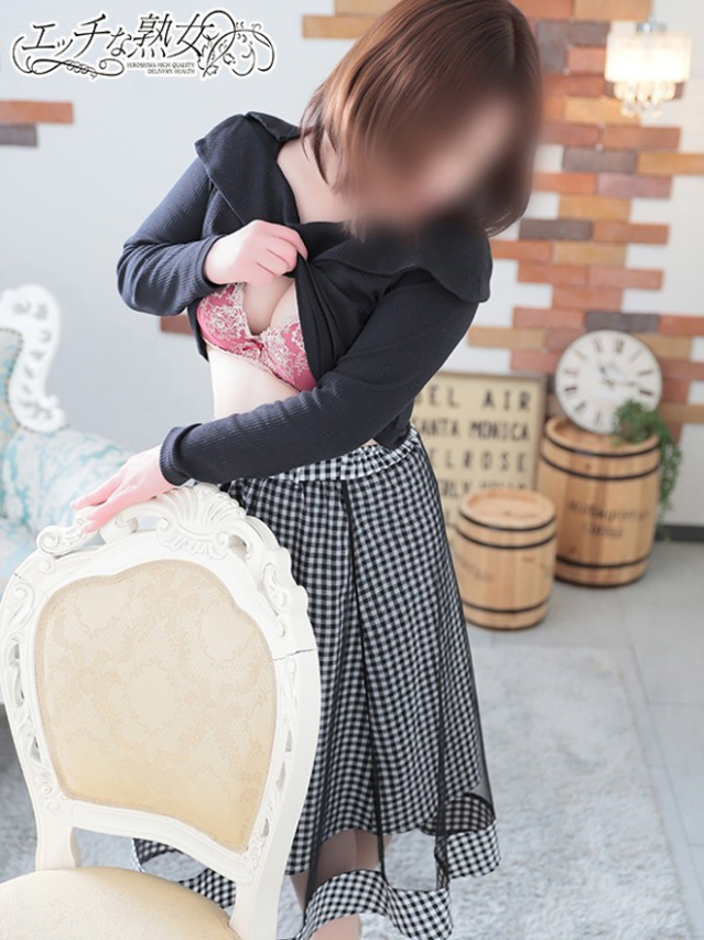 杏里(あんり)（エッチな熟女）