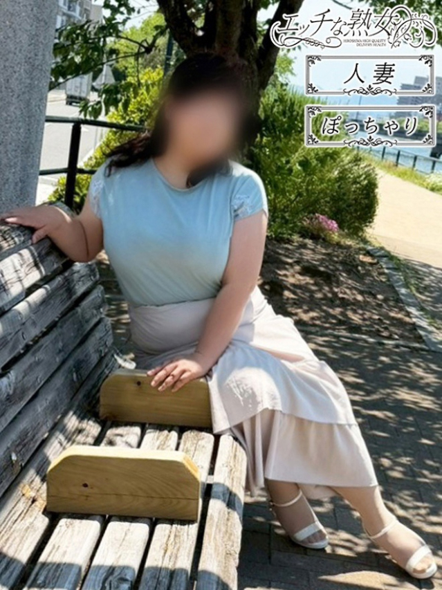 秋乃(あきの)(エッチな熟女)