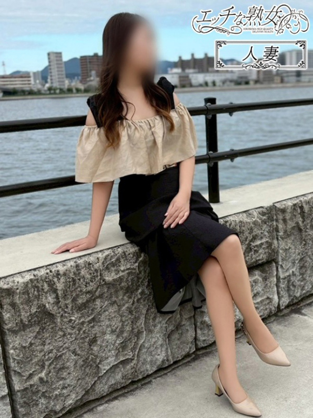 優良(ゆら)（エッチな熟女）