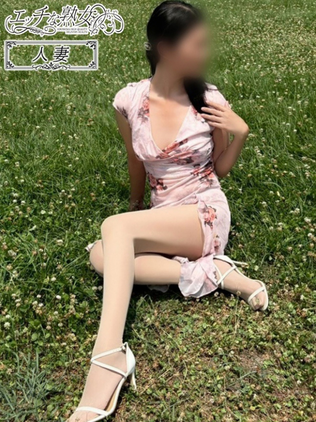 千歌(ちか)(エッチな熟女)