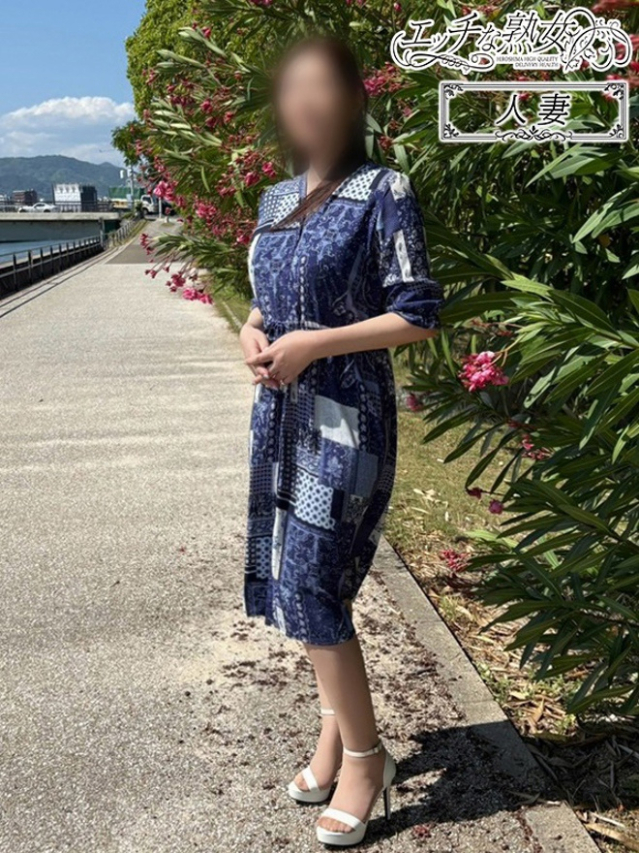 叶恵(かなえ)(エッチな熟女)