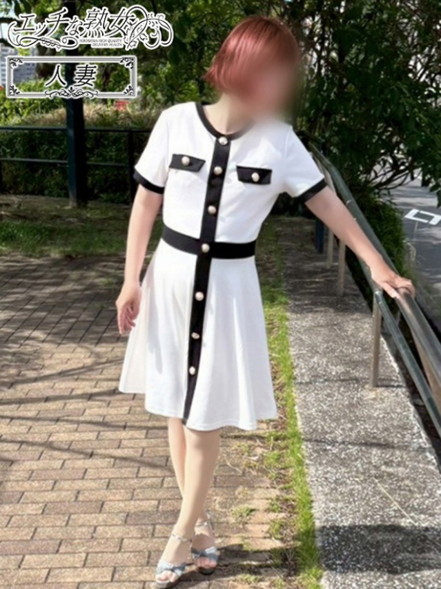 恵(めぐみ)(エッチな熟女)