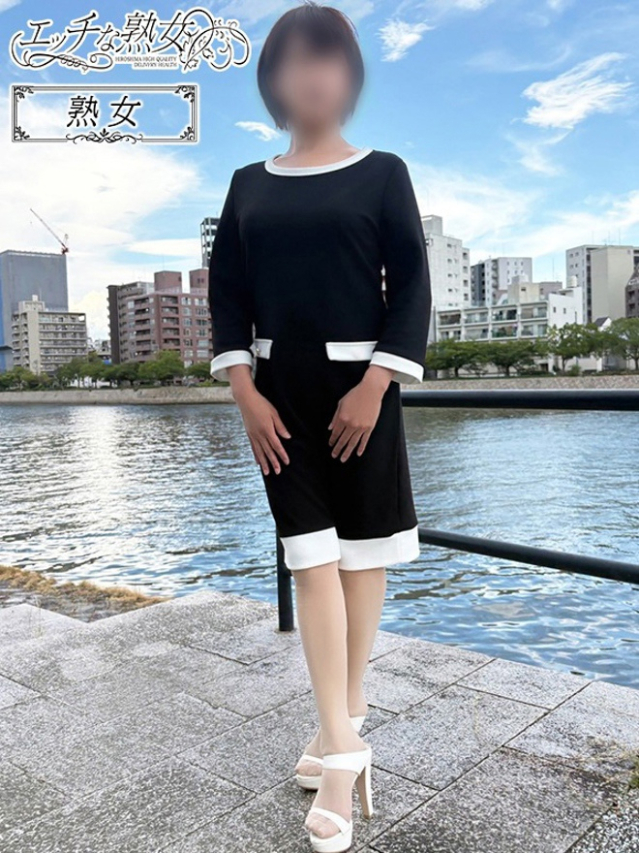 瑠奈(るな)（エッチな熟女）
