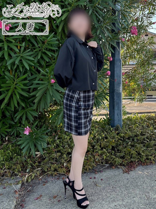恵(めぐみ)(エッチな熟女)