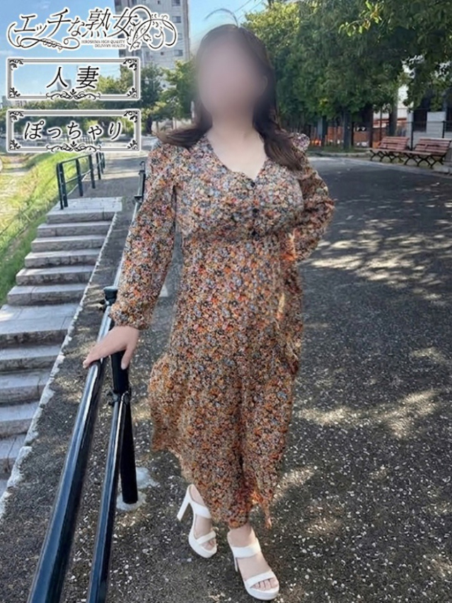新人 優季美(ゆきみ)(エッチな熟女)