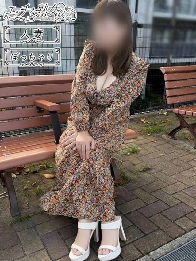 新人 優季美(ゆきみ)(エッチな熟女)