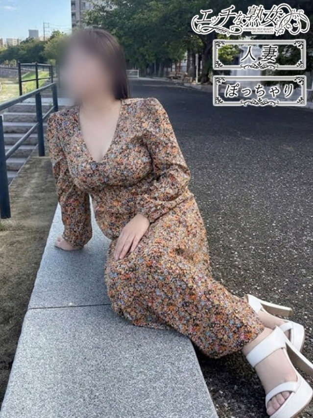 新人 優季美(ゆきみ)(エッチな熟女)