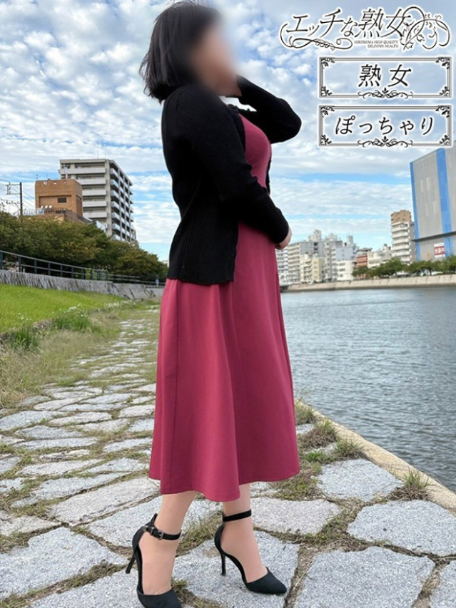 新人 恵奈(えな)（エッチな熟女）