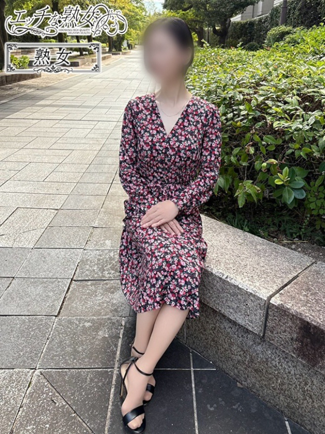 和歌(わか)（エッチな熟女）