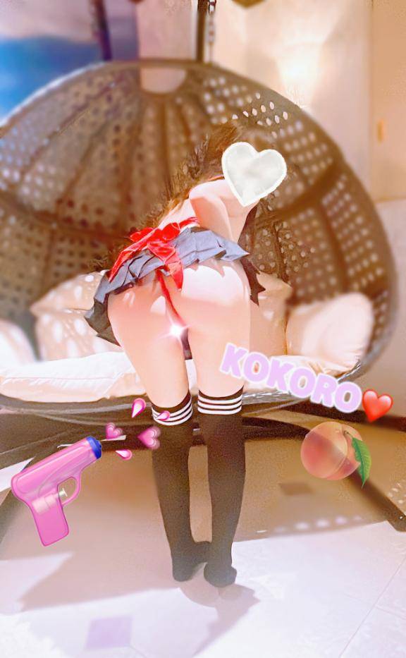 ?座ってもいい…？///??