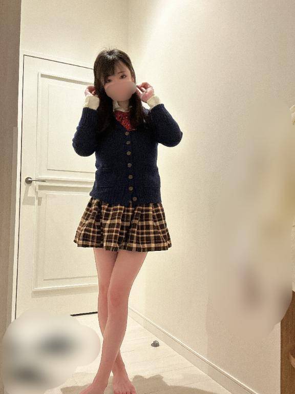 視線絡む一瞬の静寂
