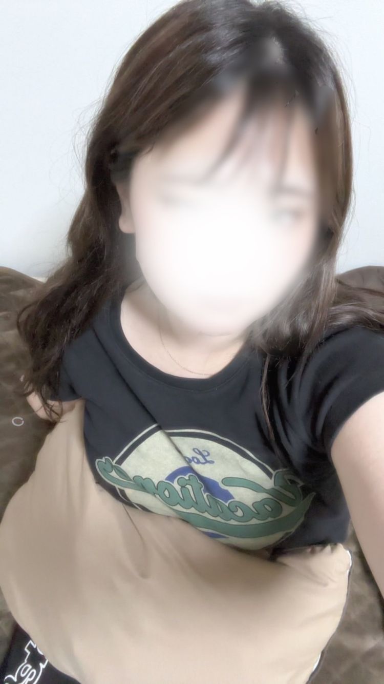本日も10時からいてます🤍🥹