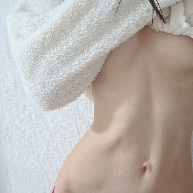 クビレある女性ない女性💕