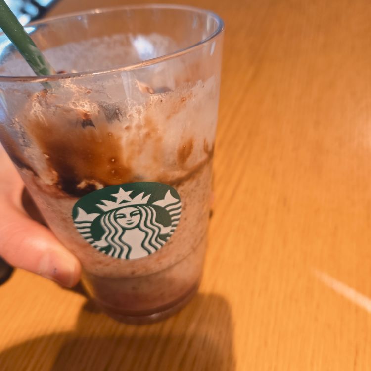 本日もスターバックス🌟☕