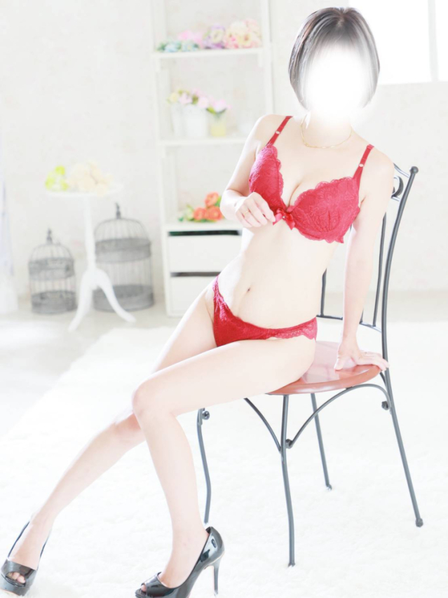 桐谷ゆあ