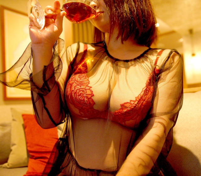 れいこ【旦那様公認人妻嬢】（花束-女神と出会えるお店-）