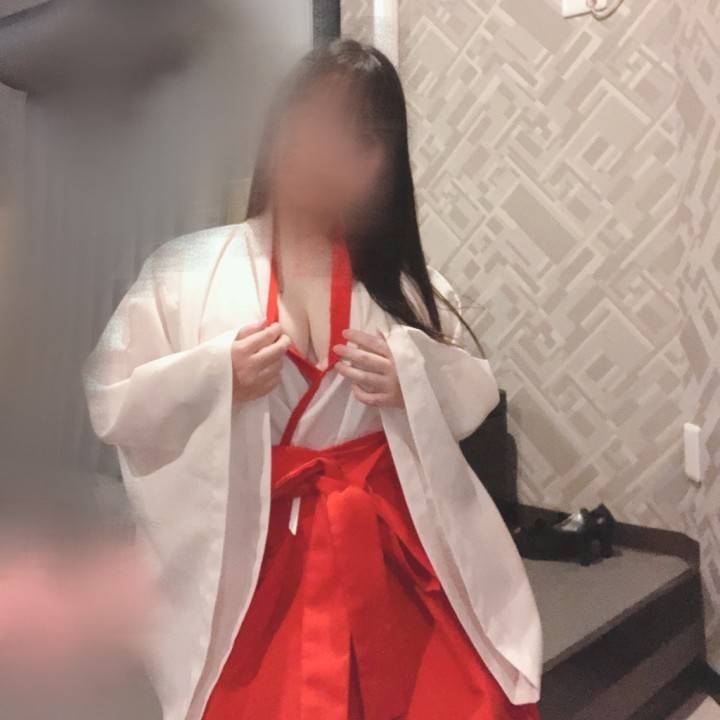 鳥取唯一のコスプレ専門風俗ソープランド『ハピネス＆ドリーム米子皆生温泉』きずなです。