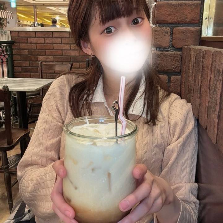 デカミルクティー