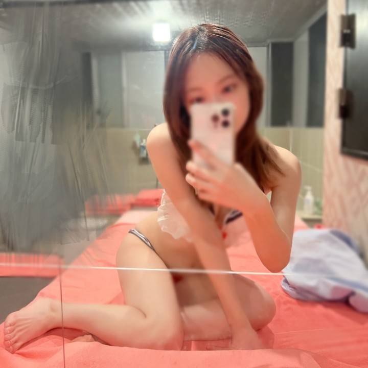 🥰✨