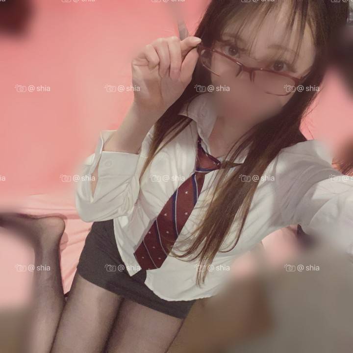 メガネ女子です👓🌟⋆꙳