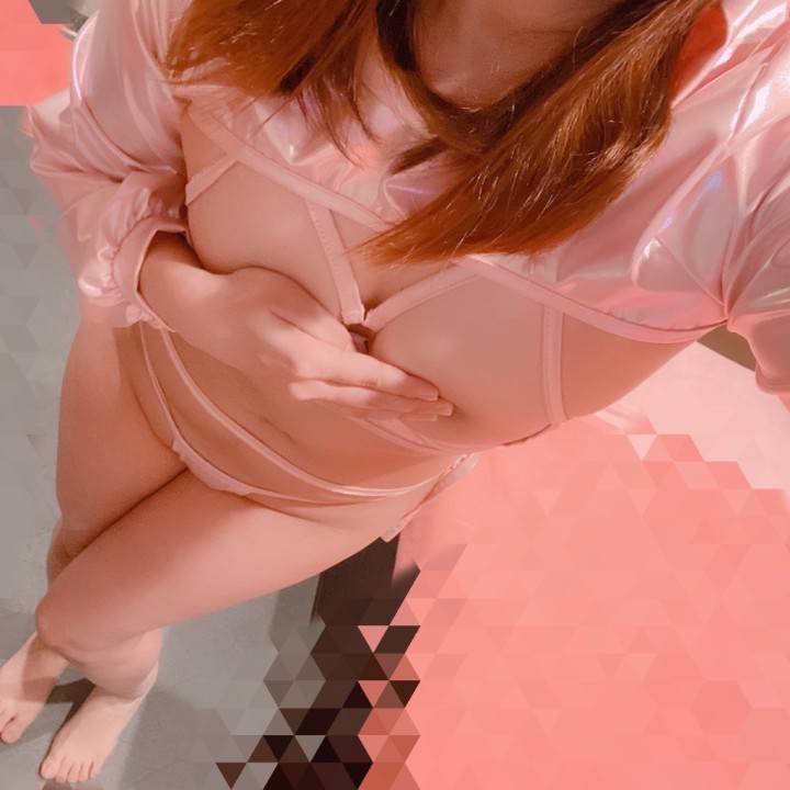 えちえちなコスプレもたくさん😍