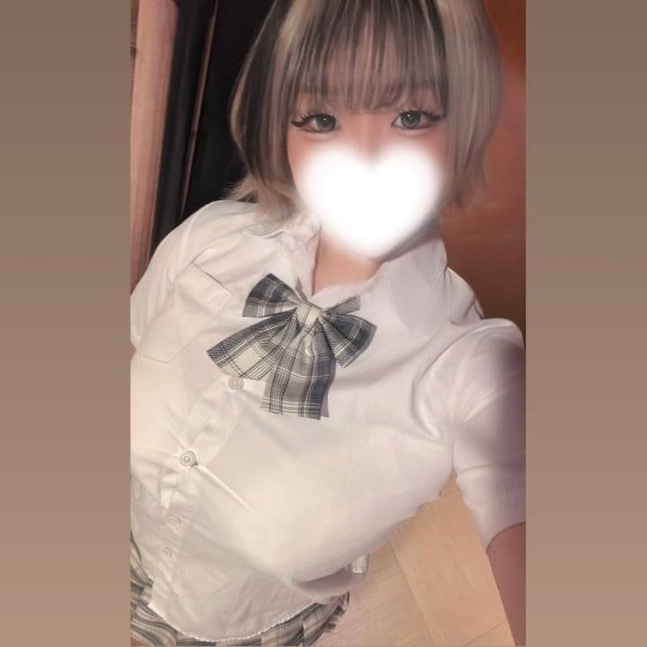 アイコン変えたの気づいた〜？？😚💕✨