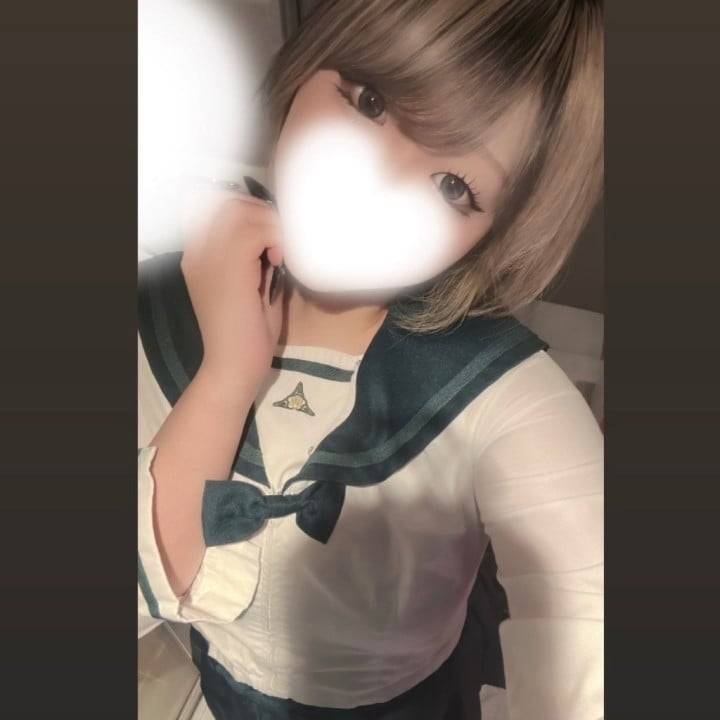 この制服のデザインはあまりにもリアル感あっていい🥰🔞💕
