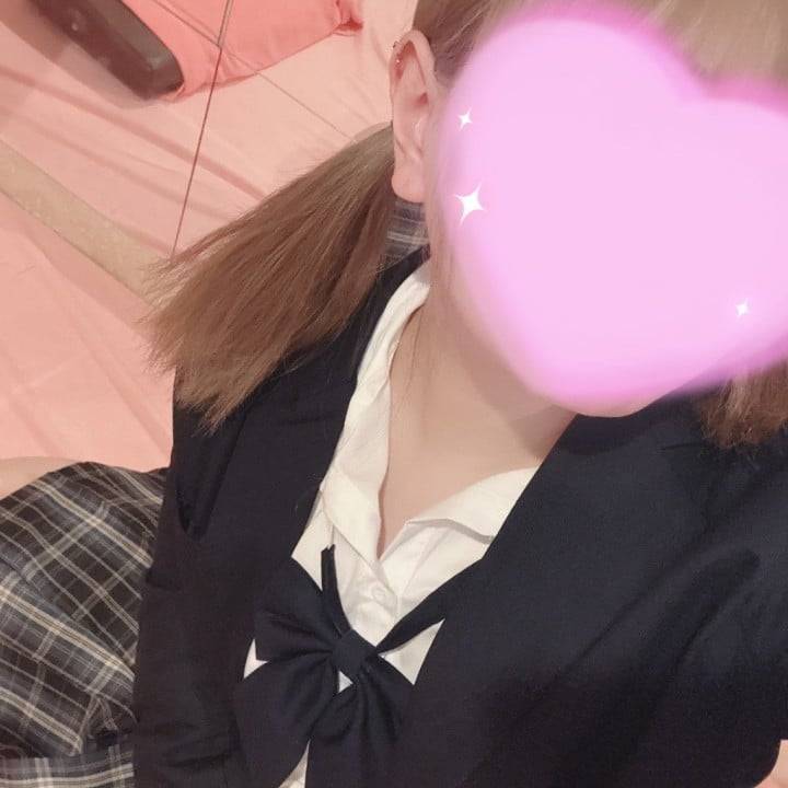 制服で♡