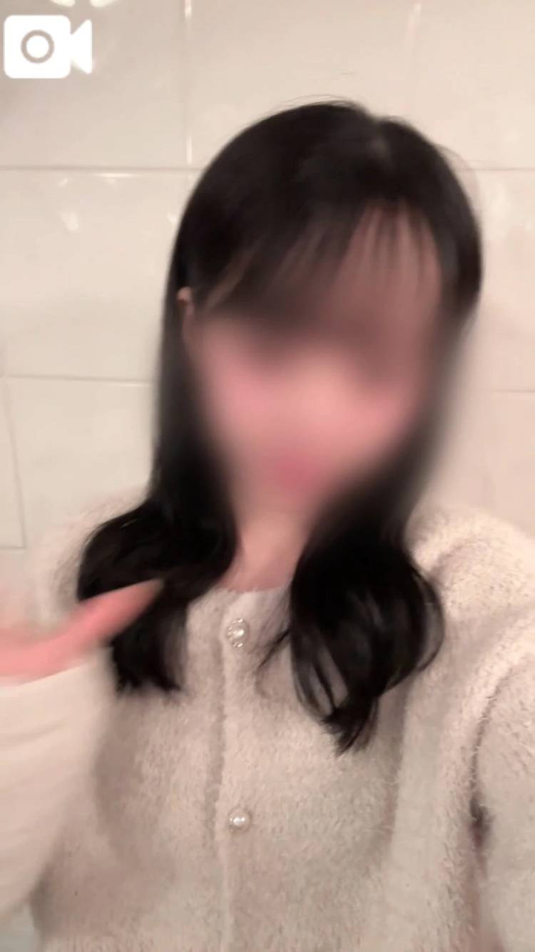 あと半分💖 ̖́-‬