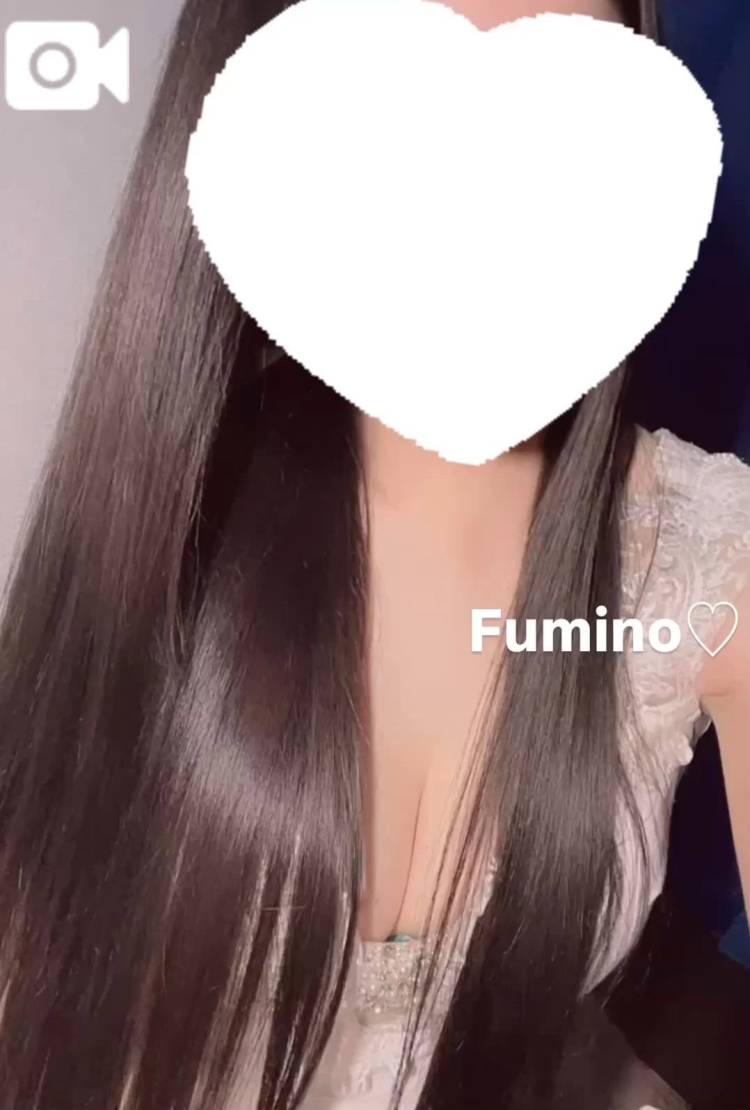 黒髪にしたよーう🖤