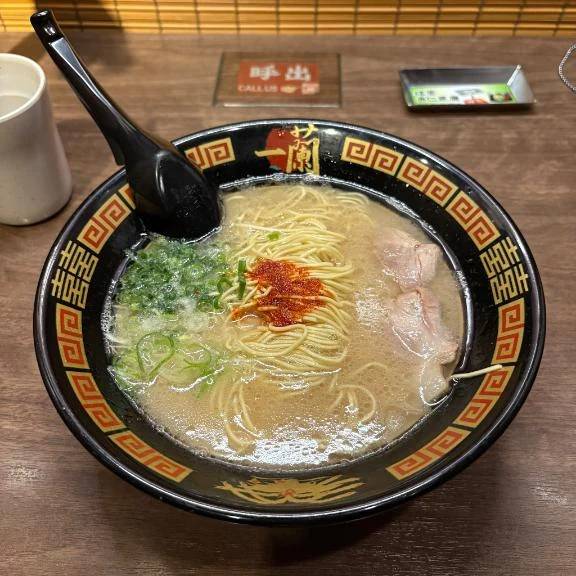 🍜🍥