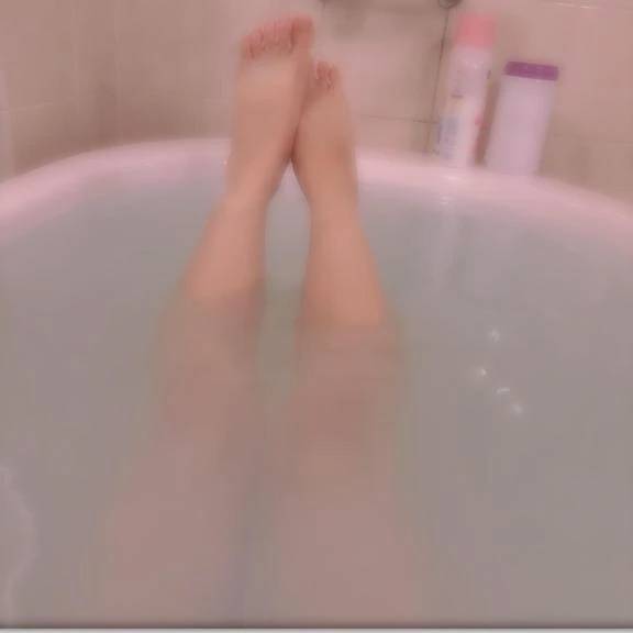 🤍🛁🫧🧖🏻‍♀️🤍