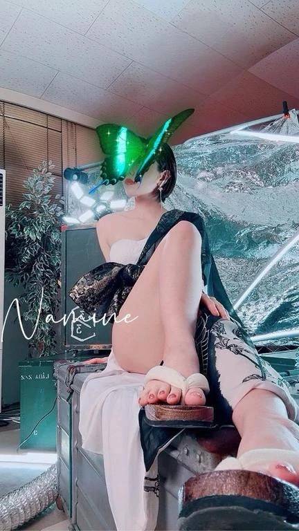 明日（12日）ゎ11時から♡