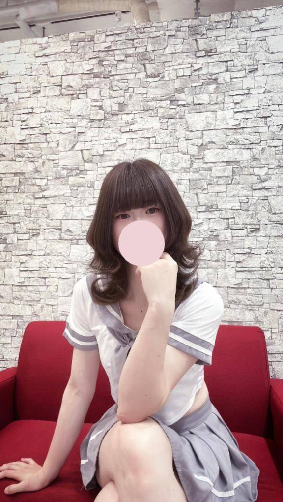 この制服のまま調教してほしい？だったら、ちゃんと予約入れなさい