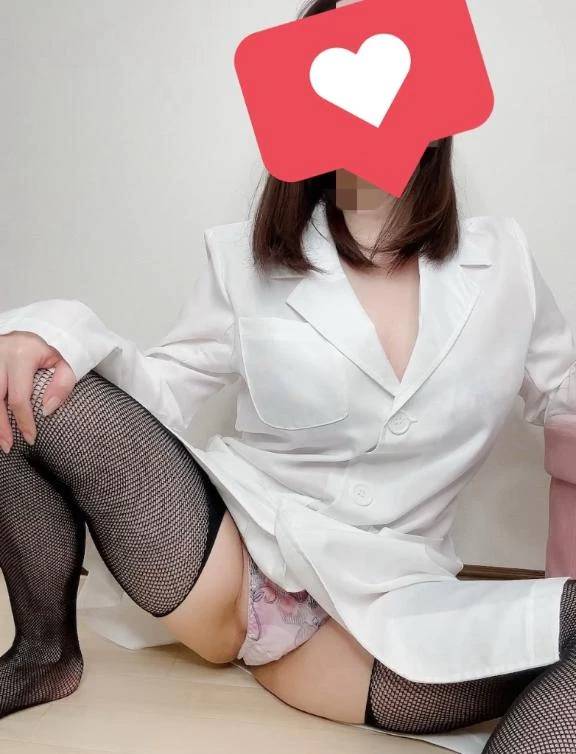 エロく触診
