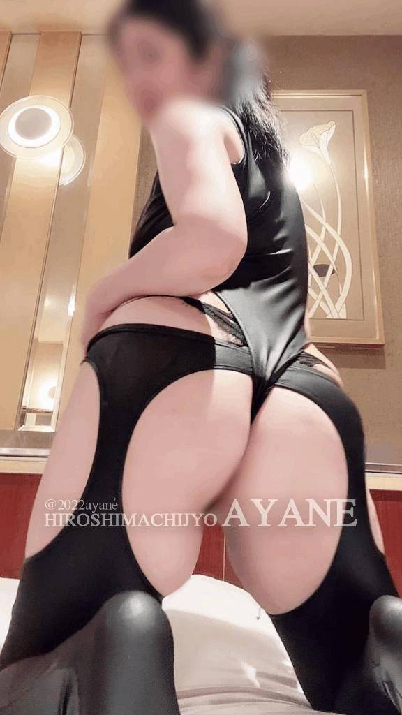 《コス紹介》定番ラバー風スーツはお尻・胸フェチに刺さる♡