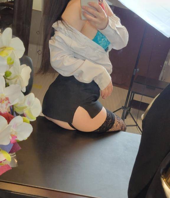 ????