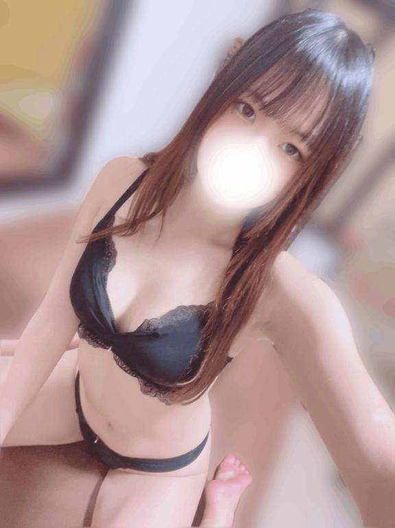 我慢できない…??