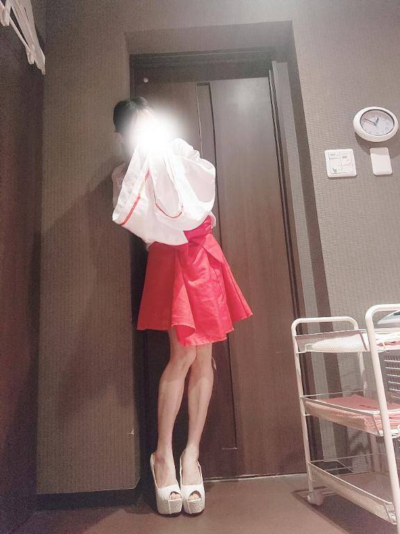 1予約ごとに脱ぎます！予約ありがたい?