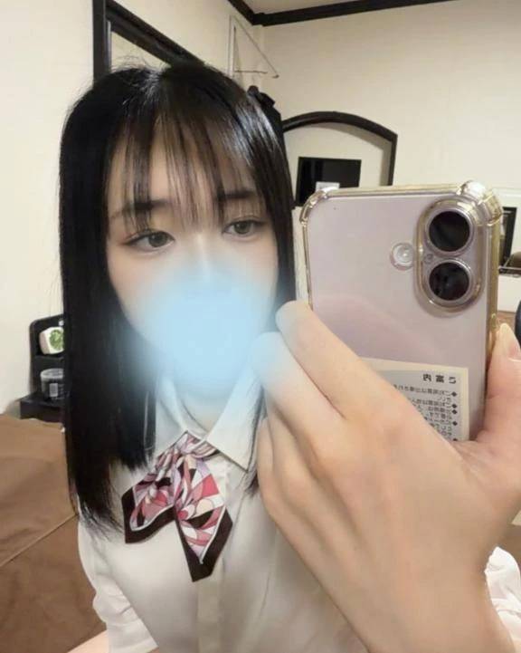 倉本　とあ