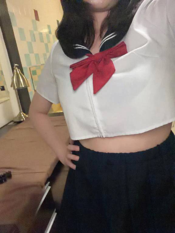 関谷　まりん