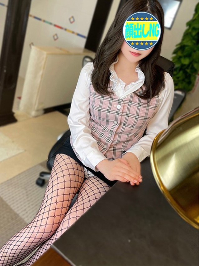 世良　るん（下関　スタイリッシュ秘書）