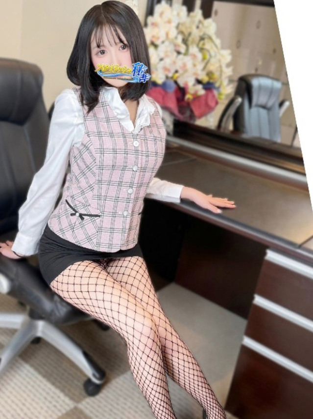 仲子　あゆり（下関　スタイリッシュ秘書）