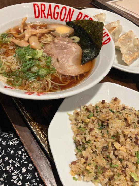 今日はまつげエクステとラーメンと下着?