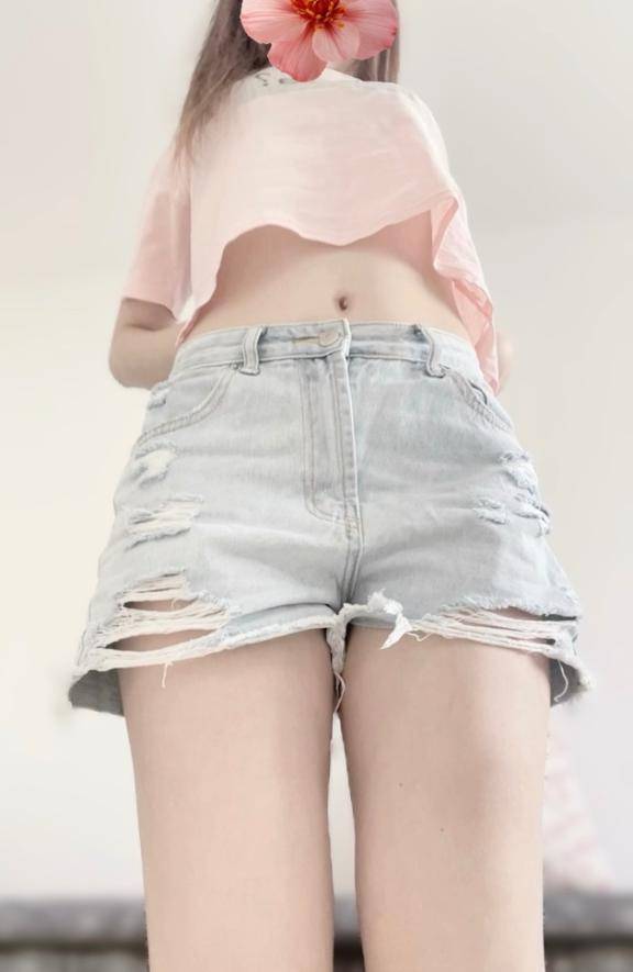 おはよー?朝から軽く腹筋??