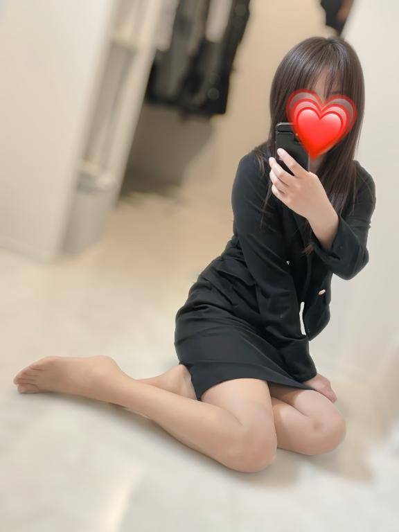 ?実は今日はこの格好で出勤していたり…