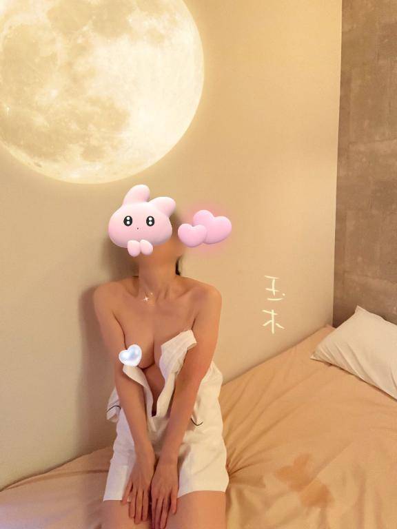 玉木(たまき)(出張エロエロ本気ほぐしマッサージ~あっちもこっちも気持ちいい)