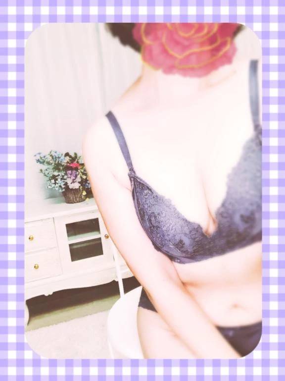 華乃 柚子（人妻の雫　福山店）