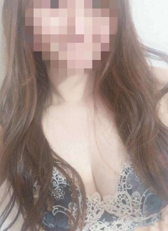 待機するねっ♡